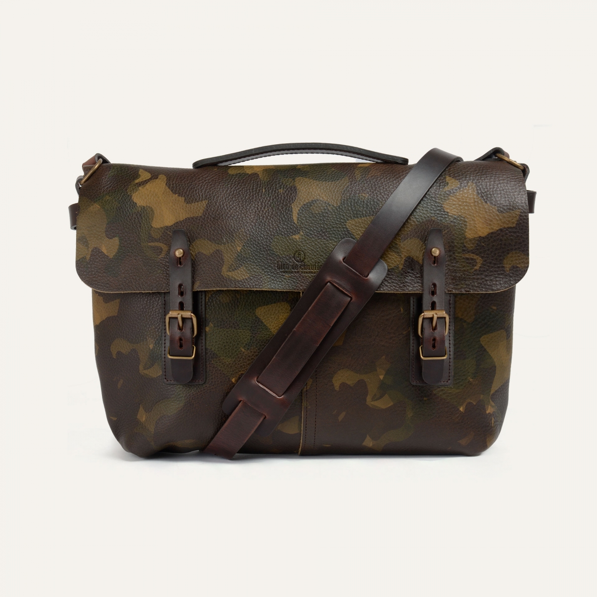 Multicolor Polyester Nice Purse Camouflage Shaving Kit Bag, Size/Dimension:  4 X 7 X 10 Inch at Rs 150/piece in New Delhi